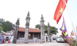 Linh thiêng đình Chèm, bừng sáng tinh hoa 