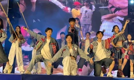 Hơn 1.000 học sinh, sinh viên Thủ đô thi nhảy