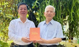 Cuốn sách tuyển chọn các bài viết, bài phát biểu của nguyên Chủ tịch nước Nguyễn Minh Triết