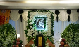 Đưa tiễn nhà thơ Lâm Thị Mỹ Dạ về miền mây trắng