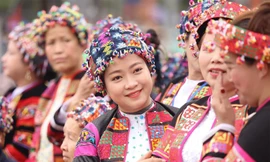 Bài 3: Đầu tư cho văn hóa, chờ gà đẻ trứng vàng