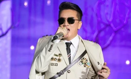 Thanh tra Bộ Văn hóa chỉ đạo làm rõ vụ ca sĩ Đàm Vĩnh Hưng đeo huy hiệu lạ