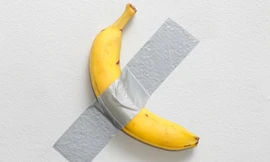 Trả hơn 6 triệu USD chỉ để mua quả chuối dán tường