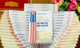 Cuốn sách về những mốc son trong mối quan hệ Việt Nam - Cuba