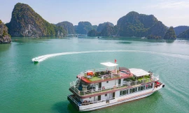 Bài 1: Hải Phòng xóa bỏ định kiến 'du lịch một mùa'