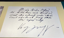 Bút tích của Đại tướng Võ Nguyên Giáp, xe đạp thồ Thanh Hóa gợi nhắc chiến thắng Điện Biên Phủ