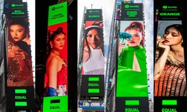 5 nghệ sĩ nữ Việt Nam từng được quảng bá ở Quảng trường Thời Đại