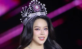 Hoa hậu Thanh Thủy nhắn nhủ Hà Trúc Linh