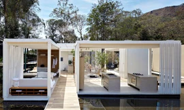 Độc đáo với ngôi nhà 'không có tường'