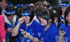 Ông chủ được dân mạng ca ngợi vì cho nhân viên nghỉ việc 'giải sầu' khi idol kết hôn