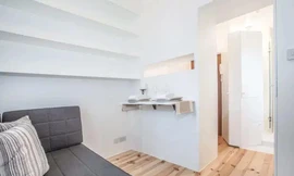 Căn hộ 12m2, không có giường ngủ được bán với giá kỉ lục