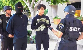 Đóng giả cướp để quay video câu view, anh em YouTuber đình đám đối diện án tù