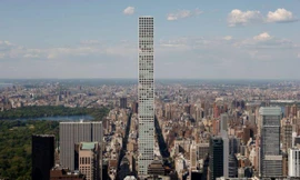 Cư dân tòa tháp cao và đắt nhất thế giới khốn đốn vì ngập nước, thang máy hỏng