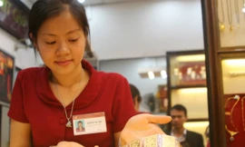 Sau khi NHNN trấn an, khoảng cách “vàng hai giá” đã giảm mạnh