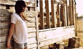 Tôi không thể tập trung vào công việc, luôn sống trong tâm trạng bất an, lo sợ… (Ảnh minh họa)