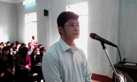 Nguyên Phó chánh văn phòng làm giả hàng chục sổ đỏ