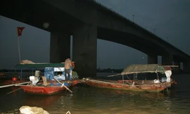 Suy sụp vì không tìm được xác nạn nhân