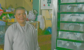 Tủ nấu cơm từ thiện