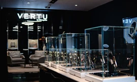 Từ fan trung thành đến đại sứ thương hiệu: Lan Khuê tiết lộ tốc độ phát triển của Vertu