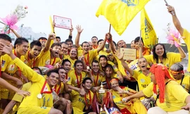 V-League: chức vô địch đáng giá bao nhiêu