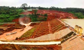 Đập thủy điện Đắk Kar, bị kẹt van xả nước năm 2019 