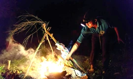 Gà nướng 'sa lửa' Tây Nguyên: Nhìn thôi đã thèm