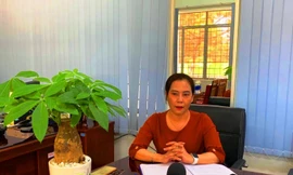 Bà Huỳnh Thị Kim Huệ, Hiệu trưởng Trường THPT Chu Văn An 