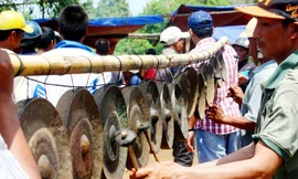 Kỳ bí lễ hội người sống gặp gỡ người chết ở Tây Nguyên