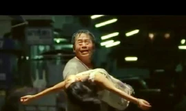 “Con gái tôi, nó không thể chết”