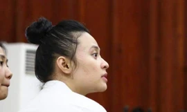 'Hot girl' Ngọc Miu tại phiên tòa phúc thẩm chiều nay 28/4. Ảnh: Tân Châu