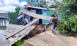 Vĩnh Long tiếp tục công bố tình huống khẩn cấp sạt lở