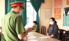 Cảnh sát công bố các quyết định tố tụng đối với Nguyễn Diễm My.