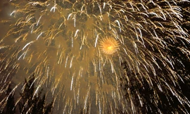 Hậu Giang bắn pháo hoa nghệ thuật kỷ niệm 20 năm thành lập tỉnh