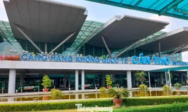 Cần Thơ 'muốn' nâng cấp sân bay và dự án cảng biển Trần Đề