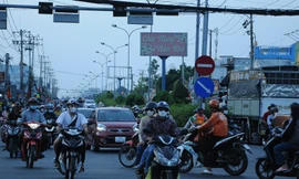 Cử tri bức xúc với dự án cải tạo giao thông 'lề mề' gây ùn tắc