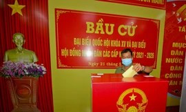 Hậu Giang tổ chức bầu cử sớm tại 10 khu vực cho lực lượng công an, quân đội