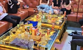 Cần Thơ cảnh báo tình trạng núp bóng, lách luật, biến tướng karaoke, vũ trường 