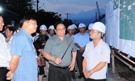 Thủ tướng kiểm tra các dự án trọng điểm tại Cần Thơ