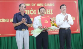 Hậu Giang điều động, bổ nhiệm nhiều cán bộ chủ chốt