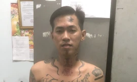 Mang súng tìm đối thủ nhưng bắn nhầm người