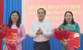 Trao quyết định của Ban Thường vụ Tỉnh ủy Trà Vinh về điều động cán bộ