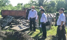 Lãnh đạo UBND tỉnh Trà Vinh kiểm tra hiện trường điểm chôn lấp chất thải nguy hại