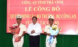 Hai Phó Giám đốc Công an tỉnh Trà Vinh nghỉ hưu trước tuổi