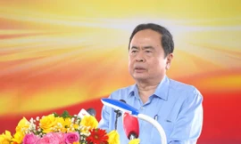 Chủ tịch Quốc hội: Quan tâm hơn nữa tư tưởng, đời sống công nhân