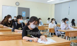 TS. Hoàng Ngọc Vinh: Cần bỏ 'phao cứu sinh' trong xét tốt nghiệp ngay lập tức