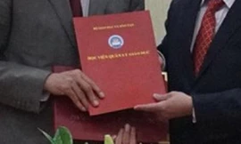 Lưu ý khẩn của Hội đồng giáo sư nhà nước: Thanh lọc những hồ sơ GS, PGS rởm