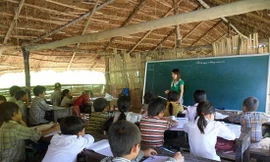 Phận đời của giáo viên bản xa