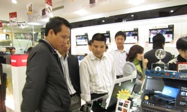 Tưng bừng 5 năm thành lập Sony Center Big C