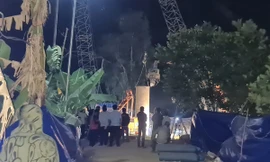 Cứu nạn bé trai 10 tuổi rơi xuống trụ bê tông: Lồng ống thép để nhổ cọc lên