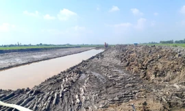 Lý do nhiều đoạn cao tốc qua Cần Thơ phải dừng thi công